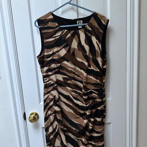 Anne Klein sleeveless animal print size 14